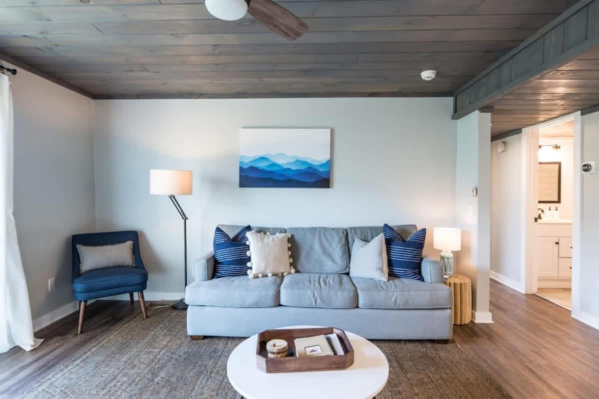 Modern Mountain Escape Villa Gatlinburg Eksteriør billede